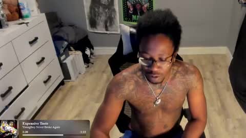 Plant Base Streamers From Pennsylvania online show from 10/29/25, 10:55