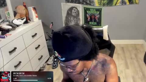 Plant Base Streamers From Pennsylvania online show from 11/09/25, 12:42