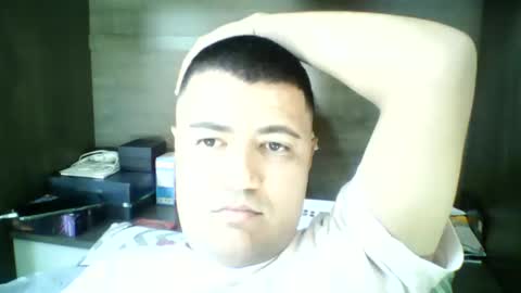 Snapshot of black974430 chatting on 11/19/25, 11:32 black974430 online show from 11/19/25, 11:32