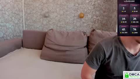 Mia and Rick online show from 05/05/26, 12:02