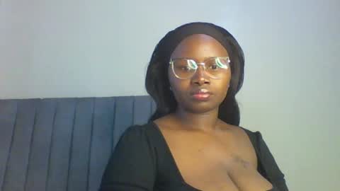 Snapshot of black_amor chatting on 07/16/26, 07:36 black_amor online show from 07/16/26, 07:36
