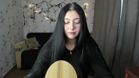 Snapshot of black_berry_bla_ck chatting on 10/31/25, 01:34 black_berry_bla_ck online show from 10/31/25, 01:34