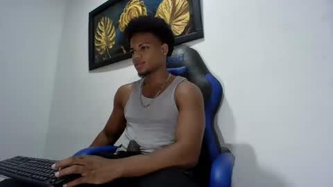 Snapshot of black_dicck chatting on 02/03/25, 08:57 tu morenito online show from 02/03/25, 08:57