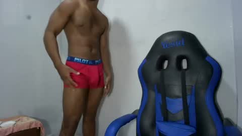 tu morenito online show from 06/18/26, 04:00