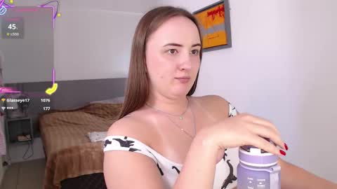 Snapshot of black_eva_ chatting on 03/10/26, 06:35 Eva online show from 03/10/26, 06:35