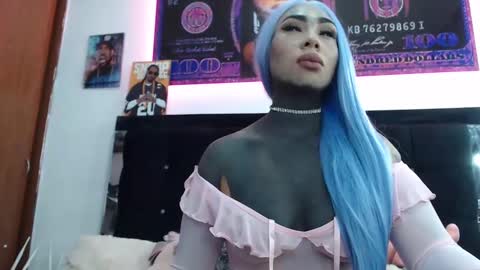 Snapshot of black_eyestattoo chatting on 01/19/25, 10:17 karenth soto online show from 01/19/25, 10:17