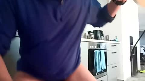 Manuel online show from 04/21/26, 04:34