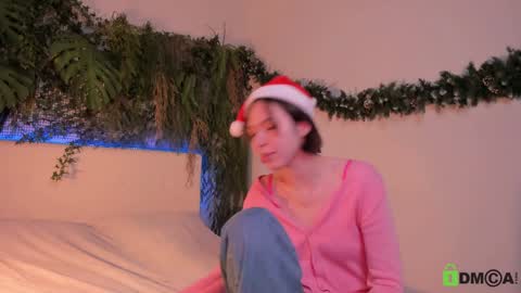 Jenny online show from 12/17/24, 01:38