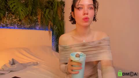 Jenny online show from 02/28/25, 06:41