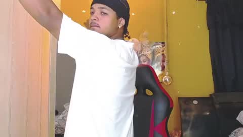 black_king_241 online show from 01/26/25, 02:24