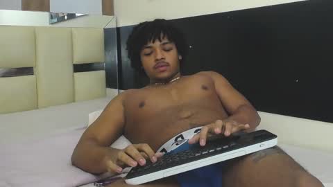 black_king_241 online show from 10/18/25, 04:59