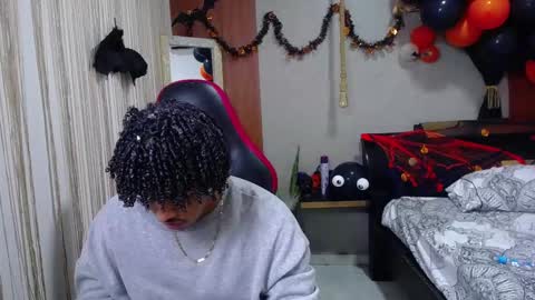 black_king_241 online show from 10/27/25, 02:37