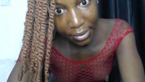 Snapshot of black_kittyangel chatting on 06/20/26, 10:23 Lila online show from 06/20/26, 10:23