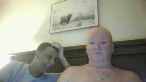 Snapshot of black_n_white4 chatting on 01/26/25, 11:28 black_n_white4 online show from 01/26/25, 11:28