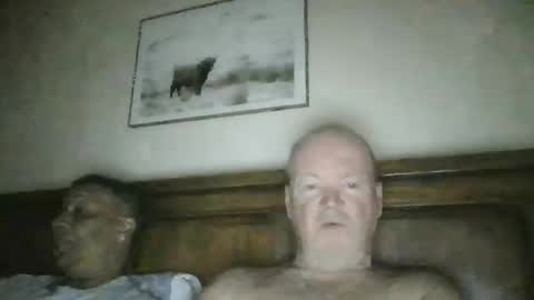 black_n_white4 online show from 12/19/25, 11:56