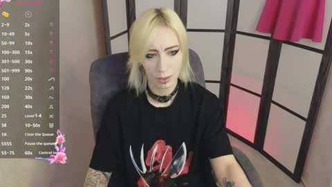Emily online show from 06/18/26, 09:14