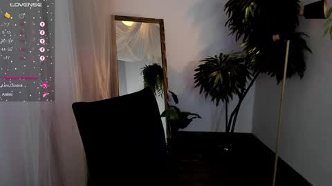 Mon Mon online show from 02/19/25, 05:38