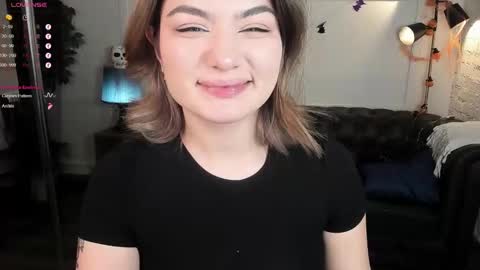 Mon Mon online show from 10/22/25, 02:45