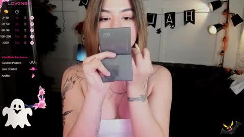 Mon Mon online show from 11/02/25, 08:39