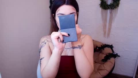 Snapshot of black_pant3r chatting on 12/22/25, 03:03 Mon Mon online show from 12/22/25, 03:03