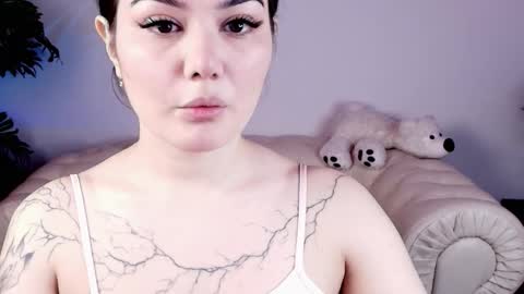 Snapshot of black_pant3r chatting on 02/19/26, 02:40 Mon Mon online show from 02/19/26, 02:40