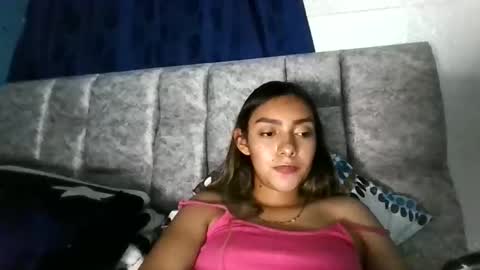 Snapshot of black_pene15 chatting on 11/17/25, 11:21 Zam online show from 11/17/25, 11:21