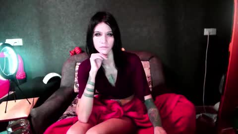 Kristin online show from 12/29/24, 05:01