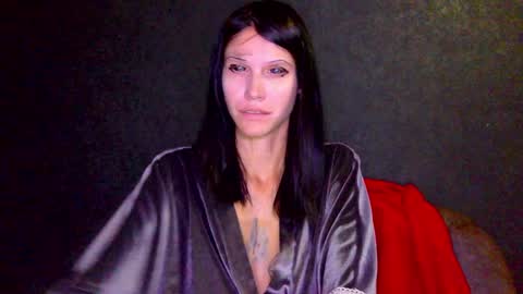 Kristin online show from 10/12/25, 12:04