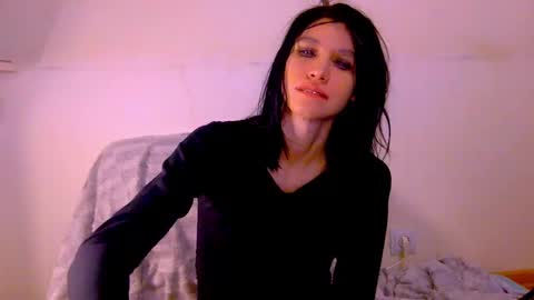 Snapshot of black_sswan chatting on 01/11/26, 01:21 Kristin online show from 01/11/26, 01:21