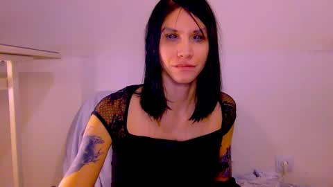 Snapshot of black_sswan chatting on 01/17/26, 02:55 Kristin online show from 01/17/26, 02:55