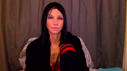 Snapshot of black_sswan chatting on 02/07/26, 04:22 Kristin online show from 02/07/26, 04:22