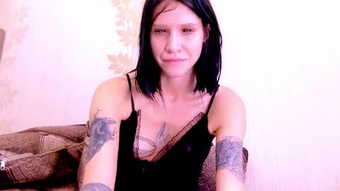 Snapshot of black_sswan chatting on 03/11/26, 02:06 Kristin online show from 03/11/26, 02:06