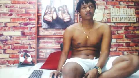 Snapshot of blackandaxel2 chatting on 01/18/26, 10:24 BlackAndAxel online show from 01/18/26, 10:24