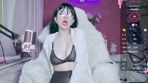 Snapshot of blackberrybae chatting on 03/05/25, 02:57 Berry online show from 03/05/25, 02:57