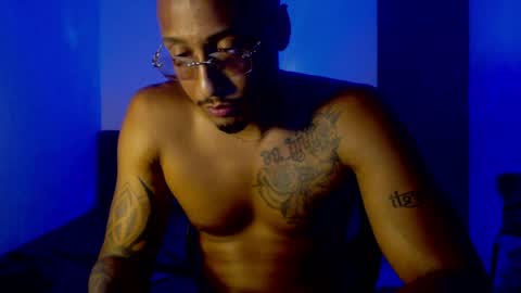 Snapshot of blackboy2874 chatting on 03/26/26, 06:08 DWAYNE BELL online show from 03/26/26, 06:08