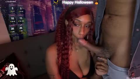 Snapshot of blackbunny0222 chatting on 11/01/25, 12:01 Black Bunny online show from 11/01/25, 12:01