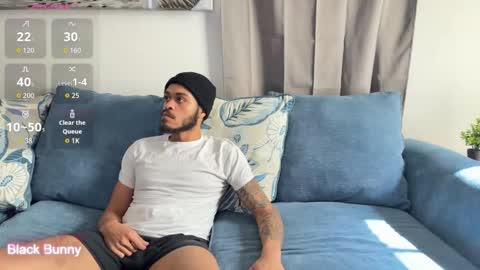 Snapshot of blackbunny0222 chatting on 02/07/26, 07:17 Black Bunny online show from 02/07/26, 07:17