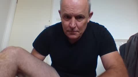 Snapshot of blackdog71 chatting on 01/18/25, 10:17 blackdog71 online show from 01/18/25, 10:17