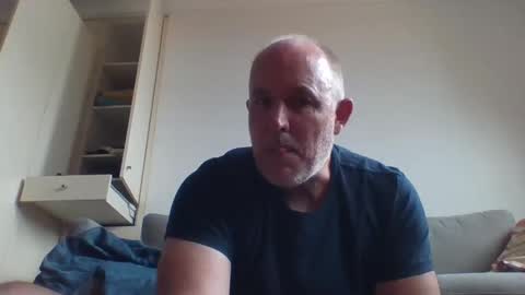 Snapshot of blackdog71 chatting on 03/10/25, 07:42 blackdog71 online show from 03/10/25, 07:42