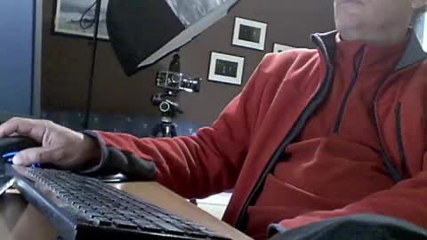 Snapshot of blackdwhite chatting on 11/23/25, 05:02 blackdwhite online show from 11/23/25, 05:02