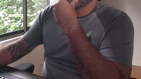 blackfirebird online show from 12/18/25, 08:37