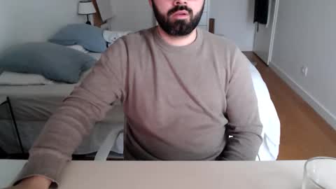 Snapshot of blackfox33 chatting on 01/09/26, 01:36 blackfox33 online show from 01/09/26, 01:36