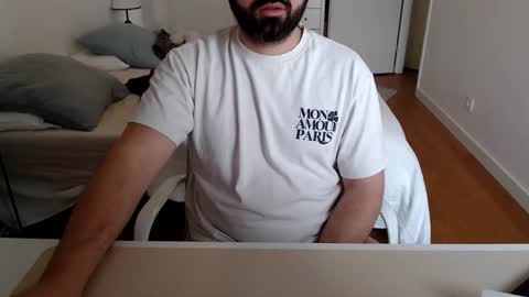 Snapshot of blackfox33 chatting on 03/05/26, 09:05 blackfox33 online show from 03/05/26, 09:05