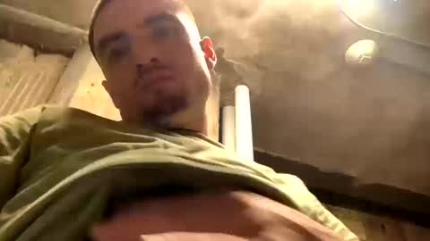 Snapshot of blackhawk1235259 chatting on 10/13/25, 03:45 blackhawk1235259 online show from 10/13/25, 03:45