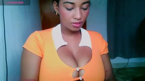 Snapshot of blackitybae chatting on 07/21/26, 12:40 Shophie White online show from 07/21/26, 12:40
