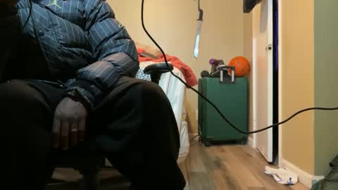 Snapshot of blackjag107 chatting on 12/18/25, 05:13 blackjag107 online show from 12/18/25, 05:13