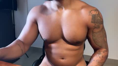 Macauly online show from 05/09/26, 12:43