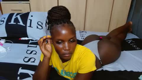 Smiley sylivia online show from 02/23/25, 04:46