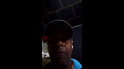 Snapshot of blacknwhite713 chatting on 04/05/26, 11:07 blacknwhite713 online show from 04/05/26, 11:07