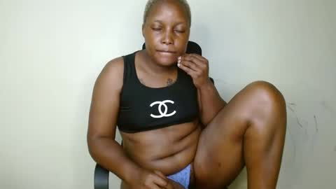 Snapshot of blackpal_ chatting on 12/12/24, 02:04 salome online show from 12/12/24, 02:04